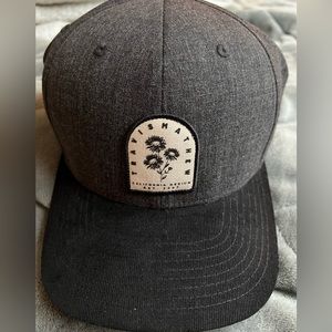 Men’s Travis Mathew Night Jar Hat/Cap New Never Worn Adjustable